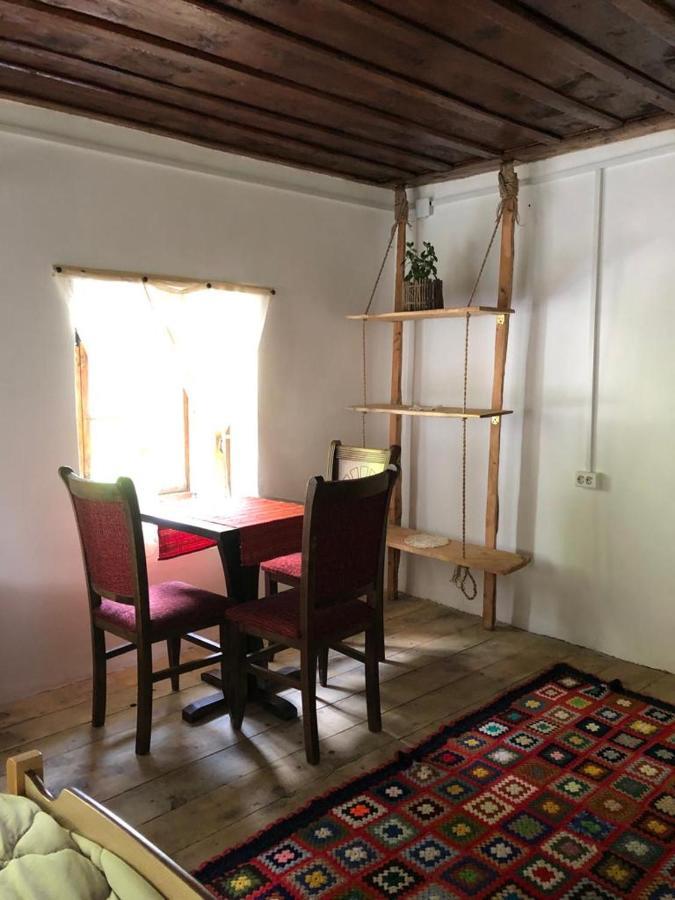 Guesthouse Kujtimi Theth Eksteriør billede