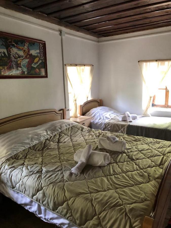 Guesthouse Kujtimi Theth Eksteriør billede