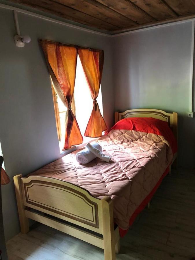 Guesthouse Kujtimi Theth Eksteriør billede