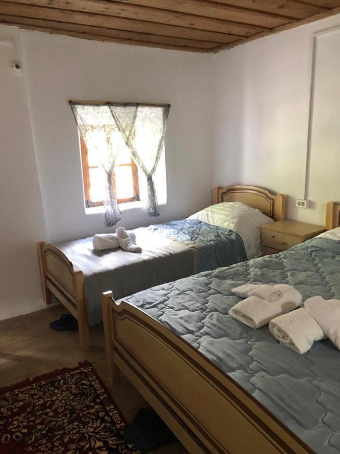 Guesthouse Kujtimi Theth Eksteriør billede